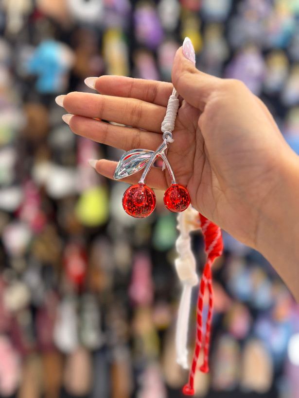 چارم بگ،آویز کیف مدل گیلاس